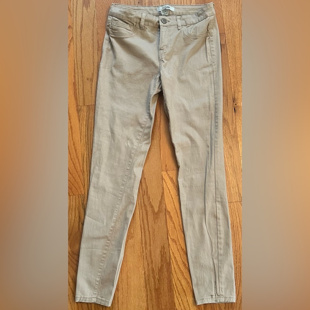 Refuge Khaki pants